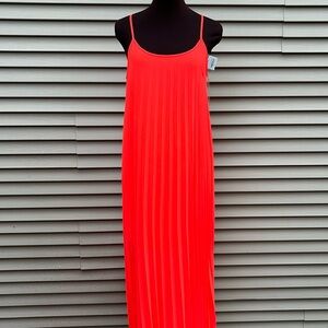 NWT Decree special occasion pleated coral maxi dress size small